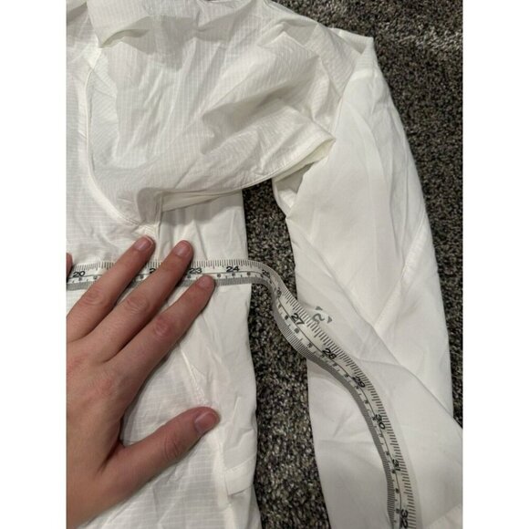 Lululemon Active Jacket White XXL EUC - Picture 5 of 6